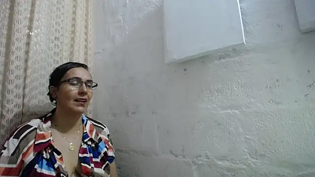 gabbyparker  online show from 12/03/25, 10:19