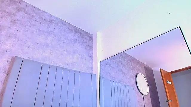 karla-ruiz online show from 11/13/25, 07:35