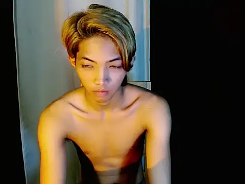 Snapshot of addicted_to_alex chatting on 02/20/26, 07:25 addicted to alex online show from 02/20/26, 07:25