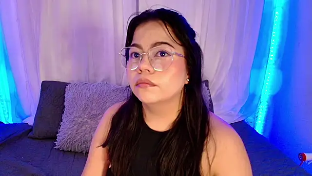 LilyRousee online show from 04/06/26, 04:46