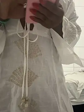 ju muniz01 online show from 02/26/26, 07:13