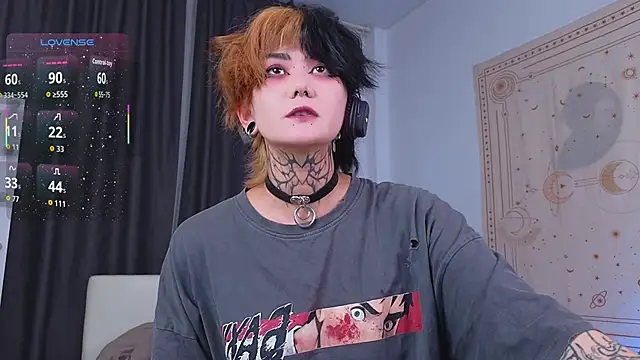 GothXRaven online show from 11/26/25, 11:33