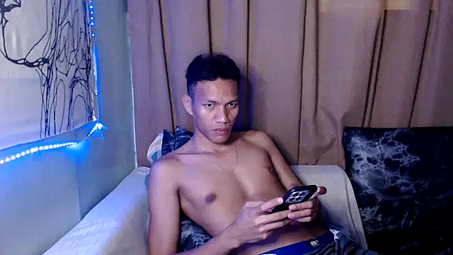 fantasy davidxx online show from 10/15/25, 09:37