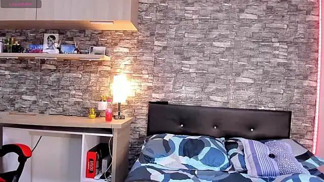 Snapshot of Theimperialboys_ chatting on 12/04/25, 02:32 Theimperialboys online show from 12/04/25, 02:32