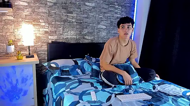 Snapshot of Theimperialboys_ chatting on 01/14/26, 12:16 Theimperialboys online show from 01/14/26, 12:16