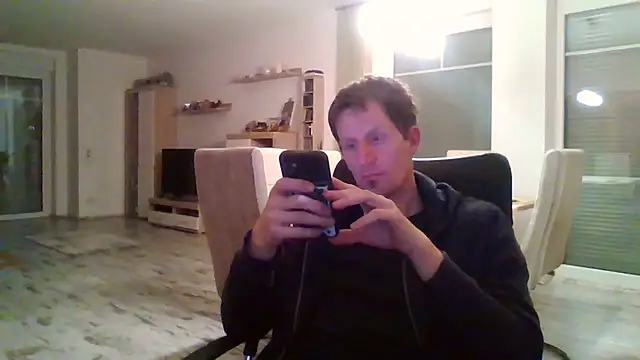 Snapshot of Trockenbau chatting on 11/10/25, 07:24 Trockenbau online show from 11/10/25, 07:24