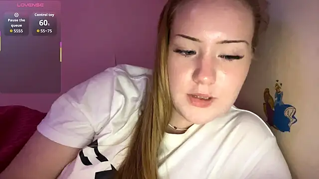 PandaFluff online show from 09/09/25, 05:23