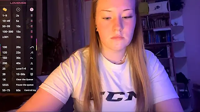 PandaFluff online show from 09/11/25, 07:14