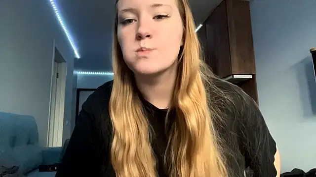 PandaFluff online show from 05/13/26, 05:43