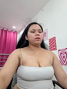 avery in paradisexx online show from 05/12/26, 09:50