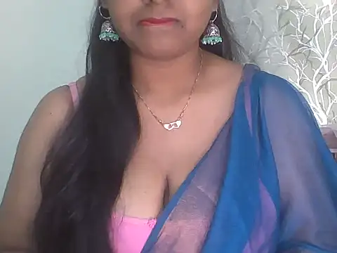 its me Rashmi online show from 02/15/26, 05:04