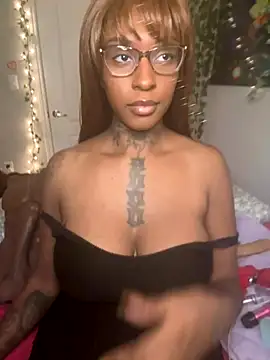 Snapshot of MistiSavannah chatting on 12/02/25, 12:38 MistiSavannah online show from 12/02/25, 12:38