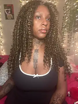 Snapshot of MistiSavannah chatting on 02/19/26, 01:56 MistiSavannah online show from 02/19/26, 01:56