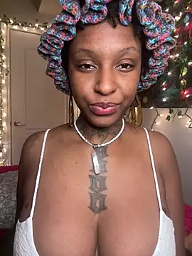 MistiSavannah online show from 05/09/26, 11:59
