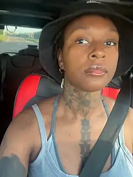 MistiSavannah online show from 05/10/26, 12:43
