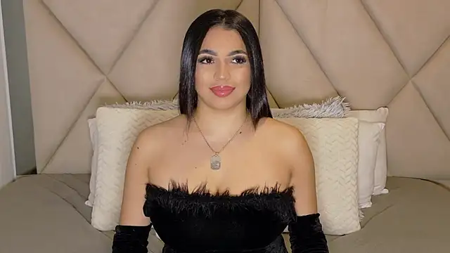 Snapshot of CharlotteeBrownn chatting on 02/01/26, 02:21 CharlotteeBrownn online show from 02/01/26, 02:21