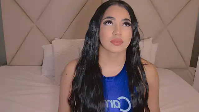 Snapshot of CharlotteeBrownn chatting on 05/27/26, 11:13 CharlotteeBrownn online show from 05/27/26, 11:13