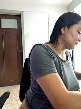 Rouse69  online show from 10/21/25, 11:33