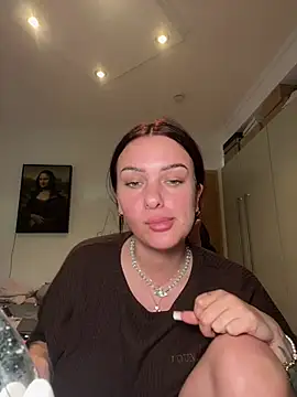 OliviaaFischer online show from 06/15/26, 03:36