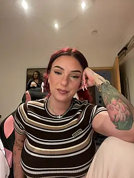 OliviaaFischer online show from 06/17/26, 06:31