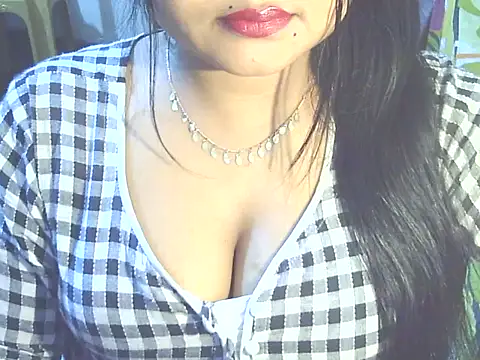 Nusrat Faria07 online show from 11/13/25, 04:00