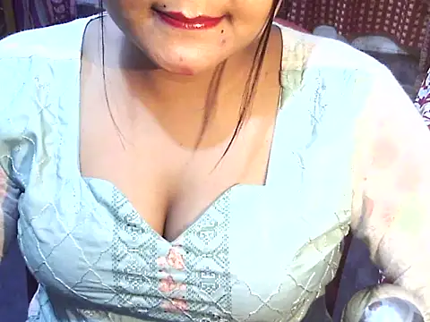 Nusrat Faria07 online show from 11/23/25, 05:02