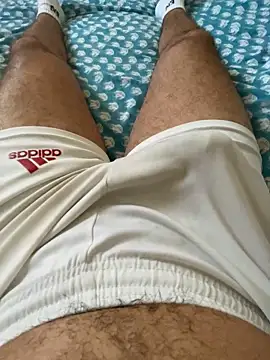 Snapshot of Beurberry19 chatting on 10/07/25, 04:48 Beurberry19 online show from 10/07/25, 04:48