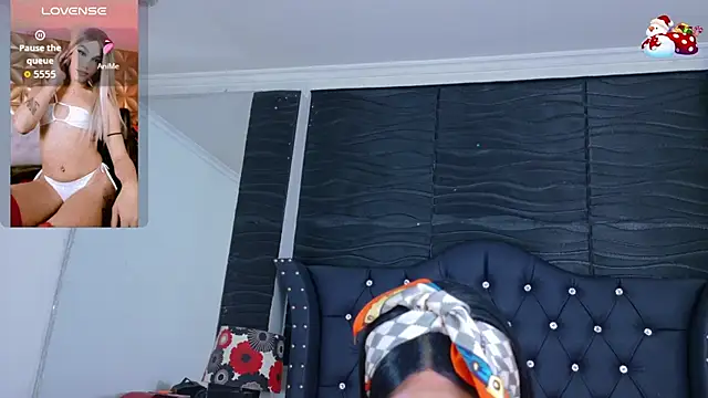 Lucia-Horny24 online show from 11/12/25, 08:19