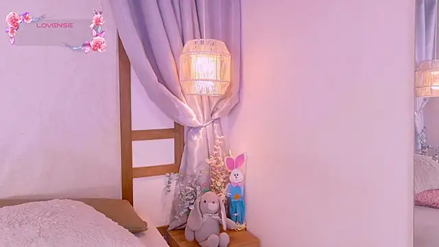 RenataLeclair online show from 04/28/26, 04:23