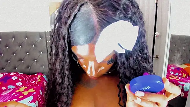 Sara hot12112 online show from 11/05/25, 10:04