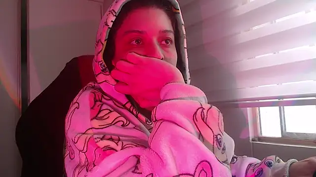 miss carmila1 online show from 10/26/25, 10:04