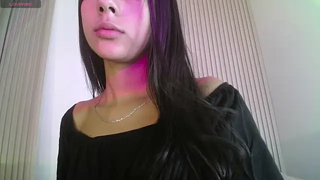 Snapshot of LilybethGray chatting on 09/15/25, 10:54 LilybethGray online show from 09/15/25, 10:54