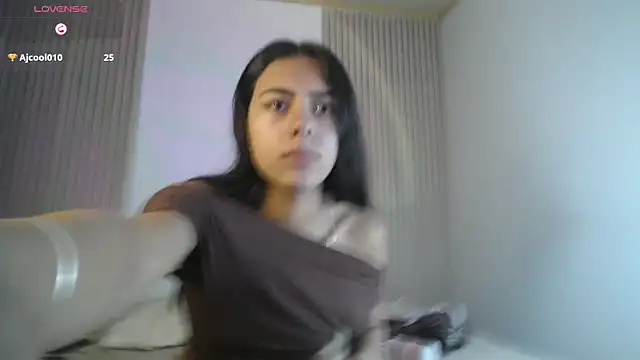 Snapshot of LilybethGray chatting on 10/14/25, 04:41 LilybethGray online show from 10/14/25, 04:41