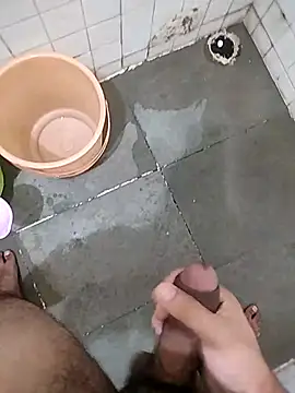 COme8989 online show from 09/15/25, 10:26