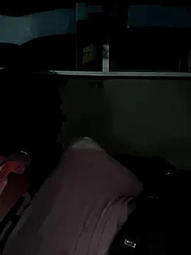 Snapshot of rajdehli chatting on 03/18/26, 07:17 rajdehli online show from 03/18/26, 07:17