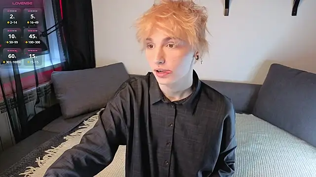 Your avatar online show from 02/15/26, 09:55