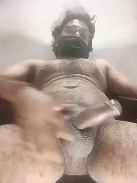 Snapshot of Rangabilla1947 chatting on 10/03/25, 07:11 Rangabilla1947 online show from 10/03/25, 07:11