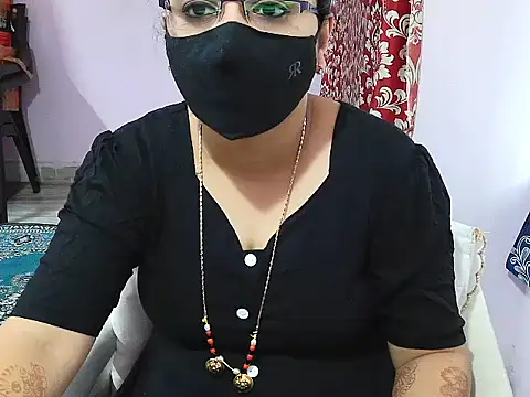 Snapshot of jannu6482 chatting on 11/30/25, 07:56 jannu6482 online show from 11/30/25, 07:56