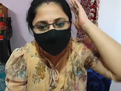 Snapshot of jannu6482 chatting on 12/14/25, 08:20 jannu6482 online show from 12/14/25, 08:20