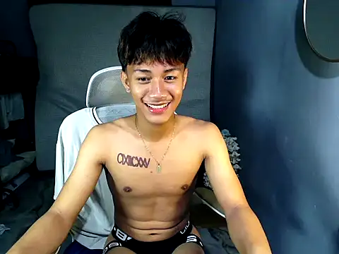 naughtyboyloy 0 online show from 05/01/26, 05:17