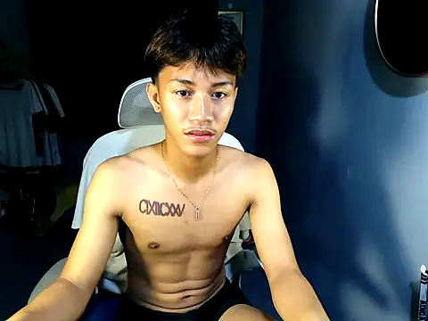 naughtyboyloy 0 online show from 05/07/26, 06:13