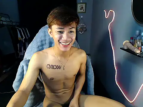naughtyboyloy 0 online show from 06/14/26, 05:37
