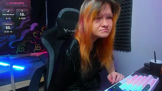 Nora lovvvv online show from 10/04/25, 11:19