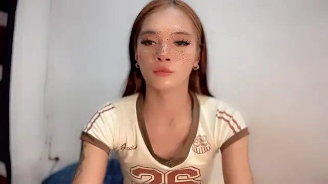 Snapshot of anastasia_cums chatting on 11/29/25, 05:05 anastasia cums online show from 11/29/25, 05:05