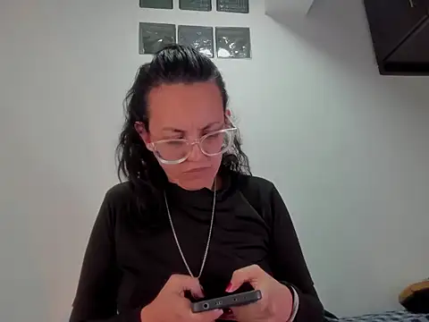 Snapshot of dalila_macherano1 chatting on 10/16/25, 03:51 dalila macherano1 online show from 10/16/25, 03:51