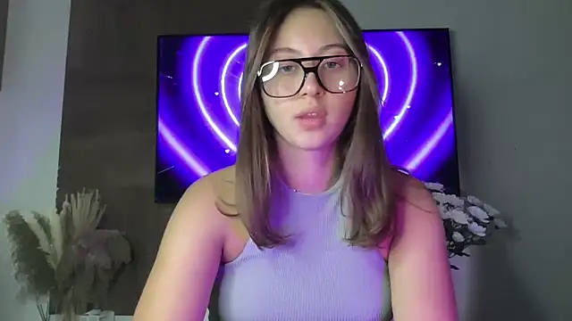 Snapshot of StellarAlice chatting on 10/24/25, 05:53 StellarAlice online show from 10/24/25, 05:53