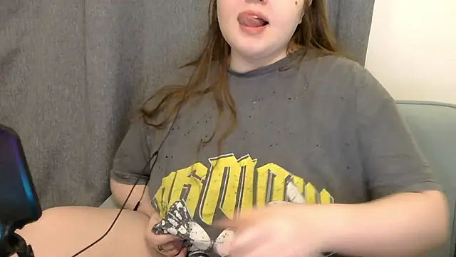 brattyprincessemma online show from 02/04/26, 05:24