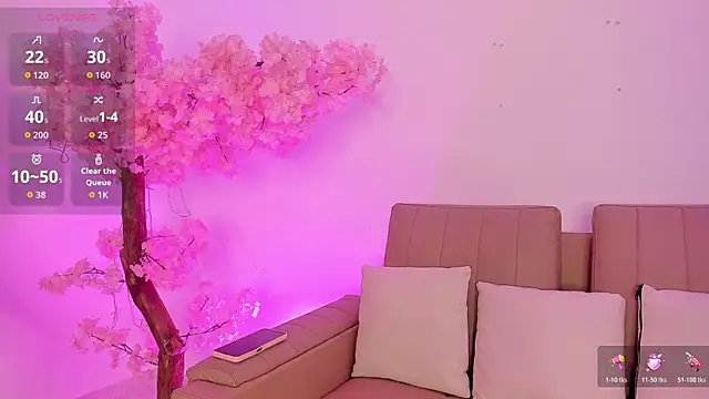 Snapshot of Doll_Isa_ chatting on 01/08/26, 06:32 Doll Isa online show from 01/08/26, 06:32