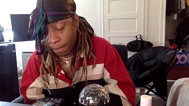 Snapshot of Diodre_Benyoon chatting on 02/05/26, 04:44 Diodre Benyoon online show from 02/05/26, 04:44