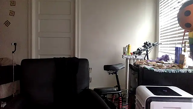 Diodre Benyoon online show from 07/12/26, 08:22